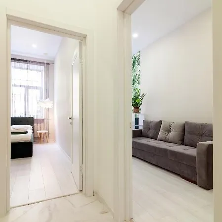 Bv Apartments Cozy In Center Lägenhet *