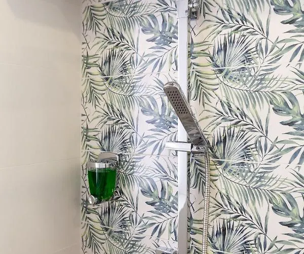 Bv Cozy In Center Leópolis